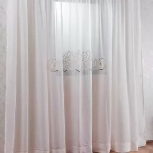 Perdea pentru dormitor/living cu broderie aplicată