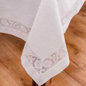Față de masă natur cu textură “fagure de miere” și inserție dantelă