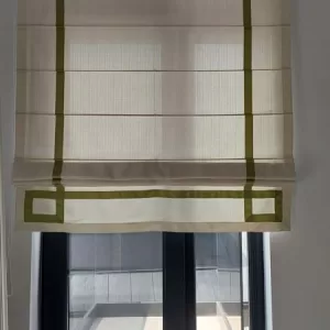 Stor roman cu bandă satinată verde