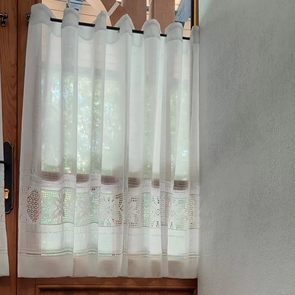 Perdea bucătărie cu dantelă și broderie - imagine 5