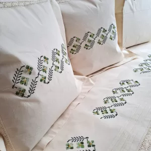 Lenjerie de pat dublu cu broderie flori verzi și dantelă